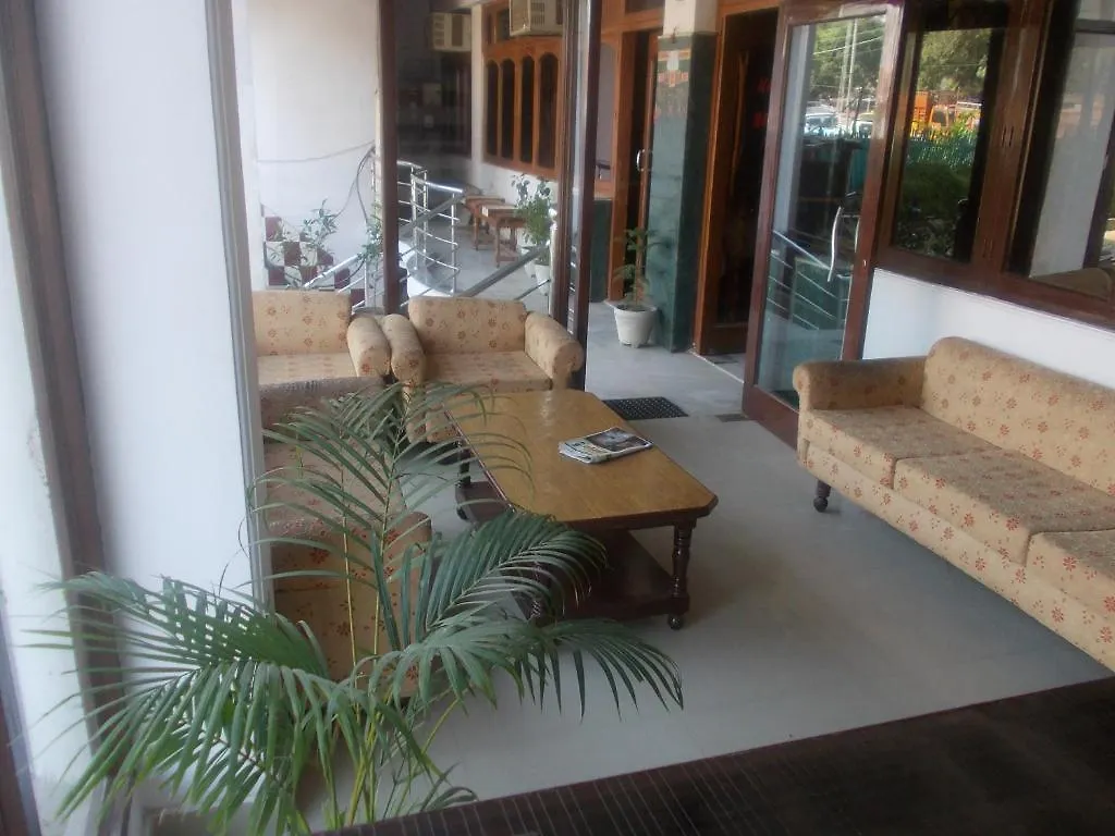 Oyo 19802 Hotel Anant Plaza Agra  Agra (Uttar Pradesh)